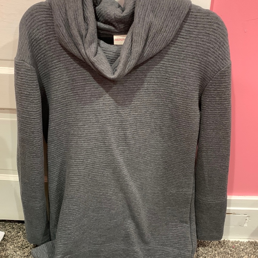 I am selling my the clothes that I don’t use anymore more, to donate to families